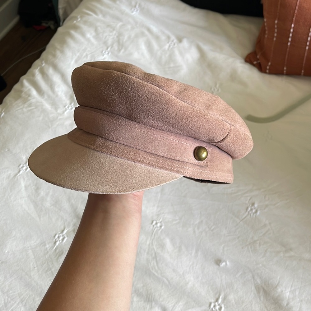 Lola Cap- blush, Lack of color, small 55cm, excellent condition